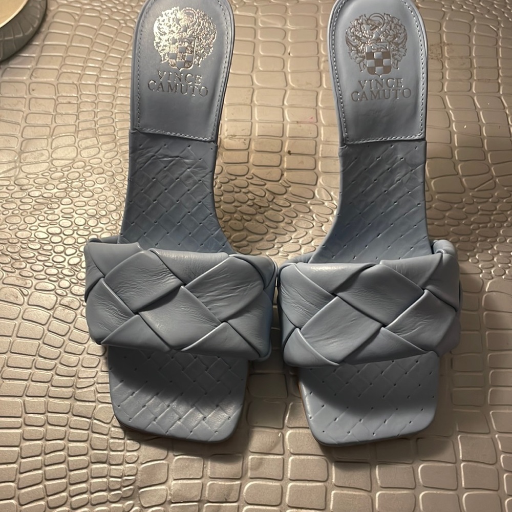 Vince Camuto mules